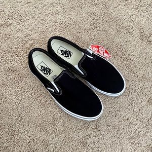 NWT Black Vans Slip-Ons